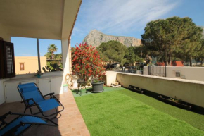CASA IL LIMONE 300M MARE PARK E GIARDINO PRIV